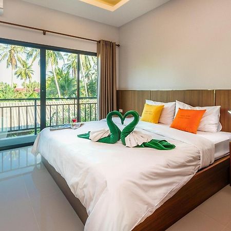 Happy Eight Resort SHA Nai Harn Exterior foto